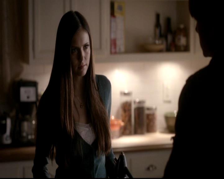 VampireDiariesWorld-dot-org_4x12AViewToAKill0833.jpg