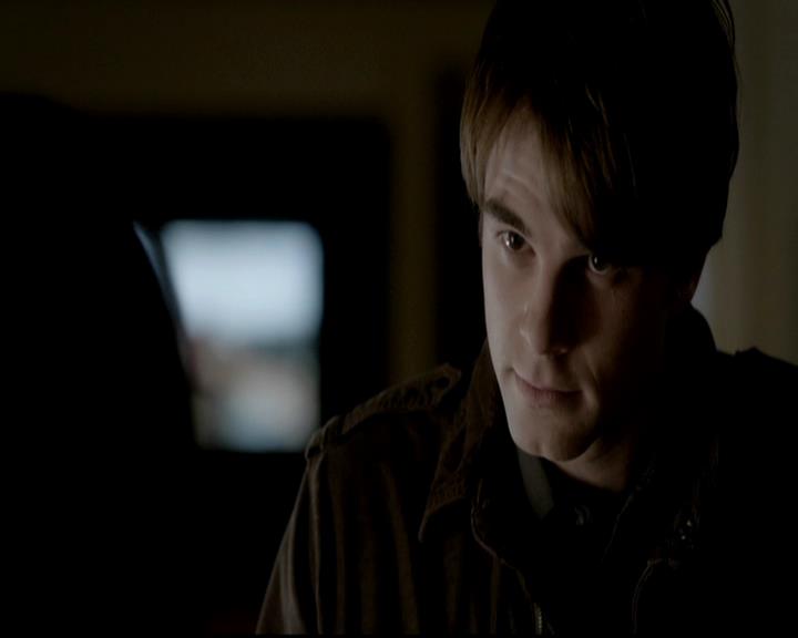 VampireDiariesWorld-dot-org_4x12AViewToAKill0844.jpg