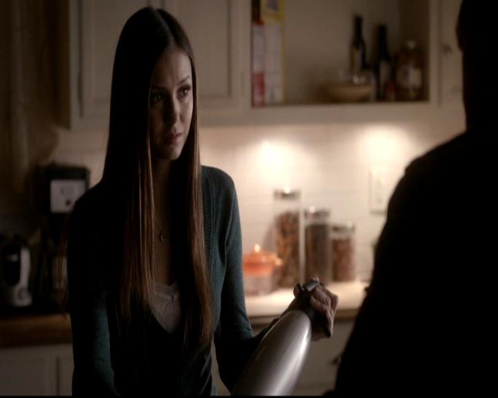 VampireDiariesWorld-dot-org_4x12AViewToAKill0848.jpg