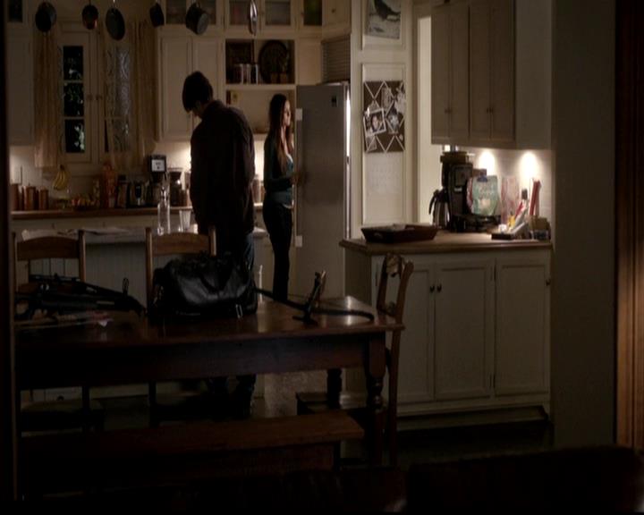 VampireDiariesWorld-dot-org_4x12AViewToAKill0856.jpg