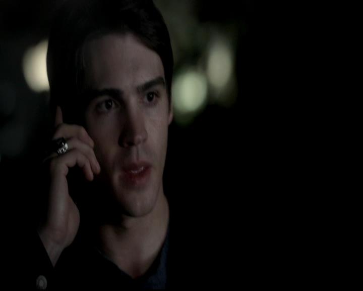 VampireDiariesWorld-dot-org_4x12AViewToAKill0880.jpg