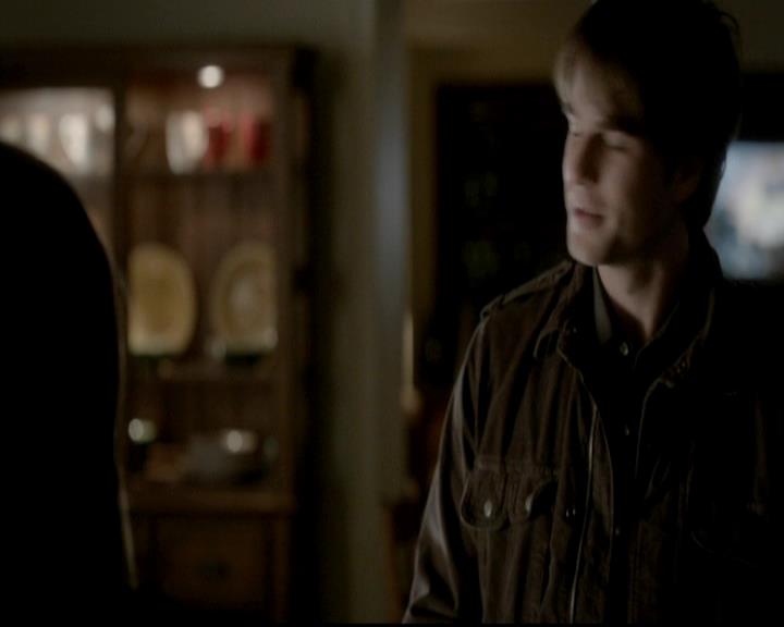 VampireDiariesWorld-dot-org_4x12AViewToAKill0902.jpg