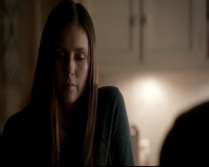 VampireDiariesWorld-dot-org_4x12AViewToAKill0912.jpg