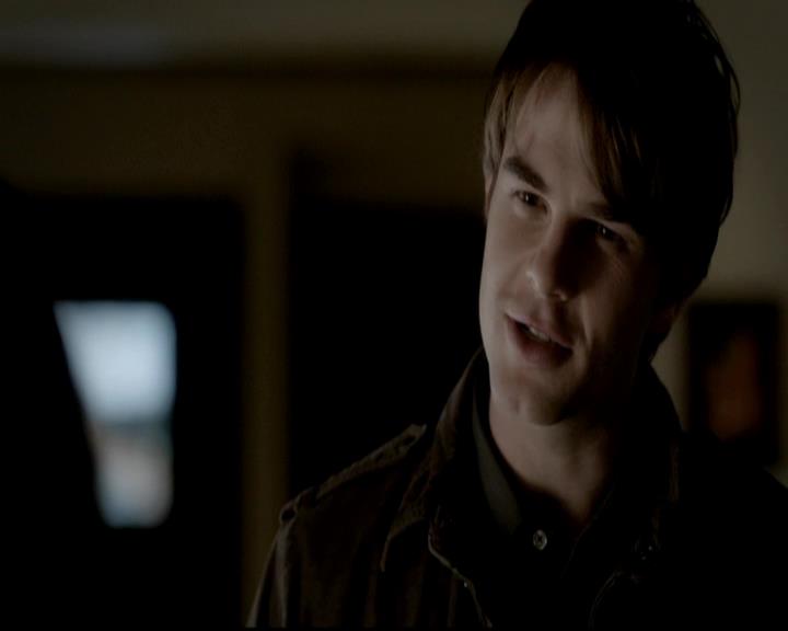 VampireDiariesWorld-dot-org_4x12AViewToAKill0924.jpg