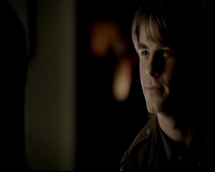 VampireDiariesWorld-dot-org_4x12AViewToAKill0980.jpg