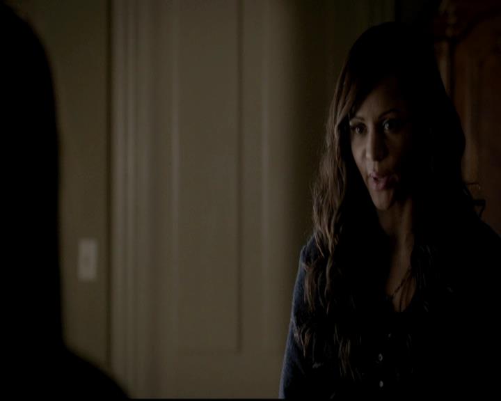 VampireDiariesWorld-dot-org_4x12AViewToAKill1343.jpg