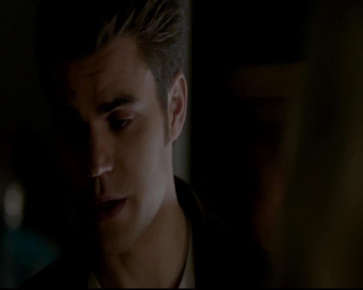 VampireDiariesWorld-dot-org_4x12AViewToAKill2110.jpg