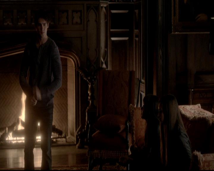 VampireDiariesWorld-dot-org_4x12AViewToAKill2125.jpg