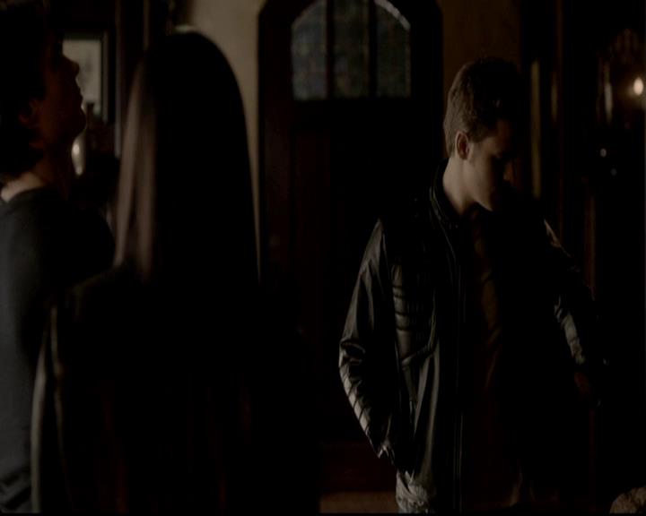 VampireDiariesWorld-dot-org_4x12AViewToAKill2205.jpg