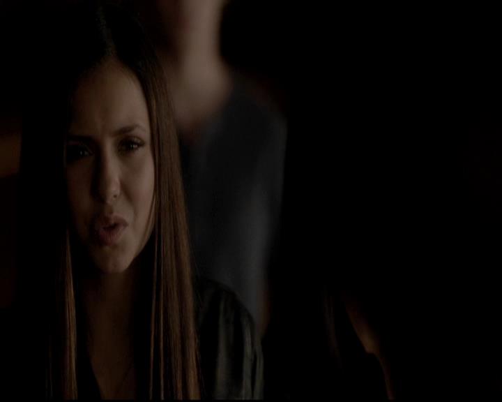 VampireDiariesWorld-dot-org_4x12AViewToAKill2211.jpg