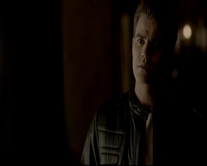 VampireDiariesWorld-dot-org_4x12AViewToAKill2212.jpg