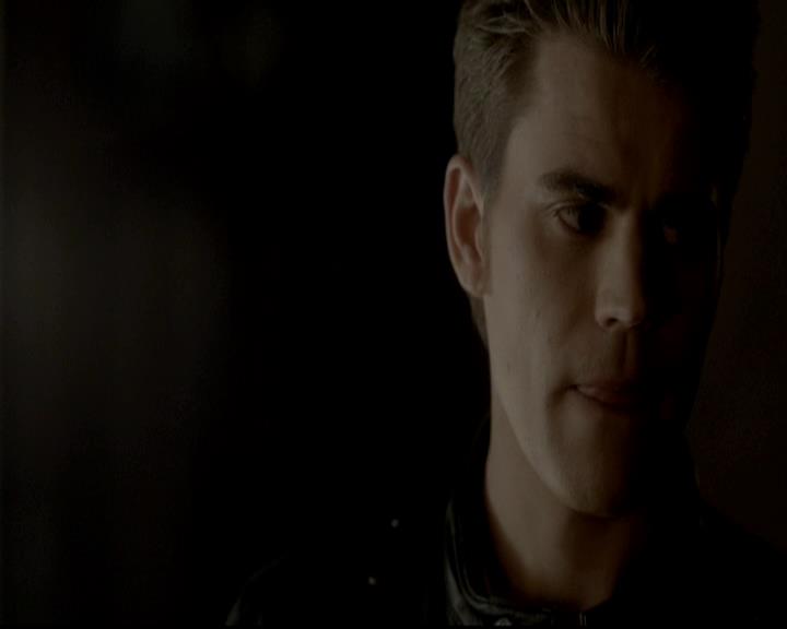 VampireDiariesWorld-dot-org_4x12AViewToAKill2218.jpg