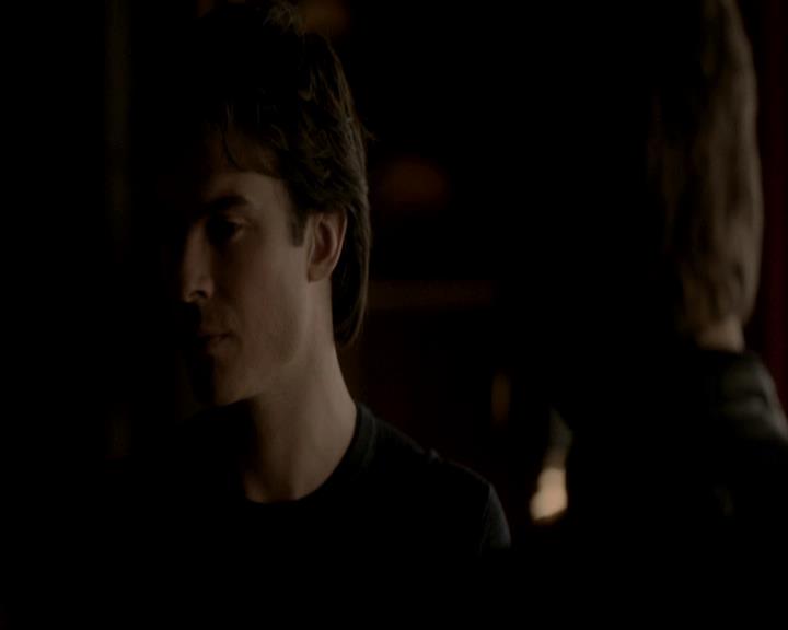 VampireDiariesWorld-dot-org_4x12AViewToAKill2237.jpg