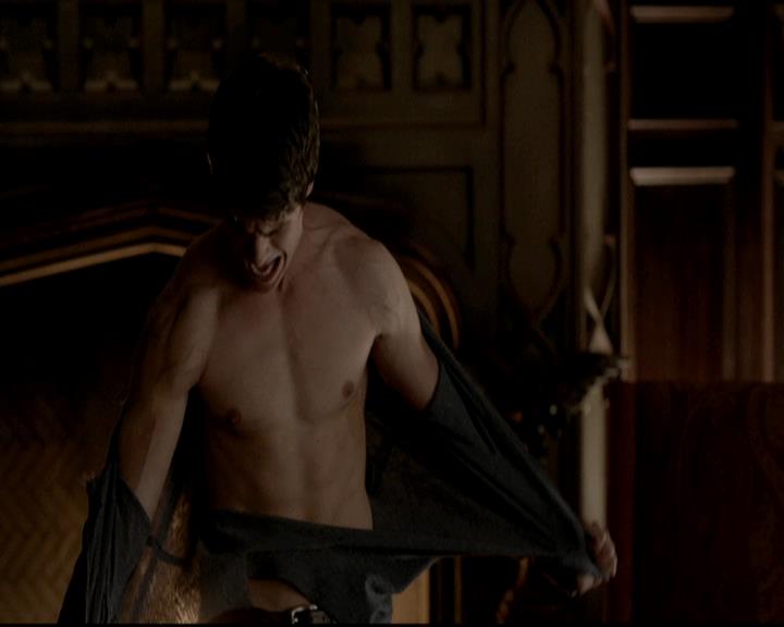 VampireDiariesWorld-dot-org_4x12AViewToAKill2251.jpg