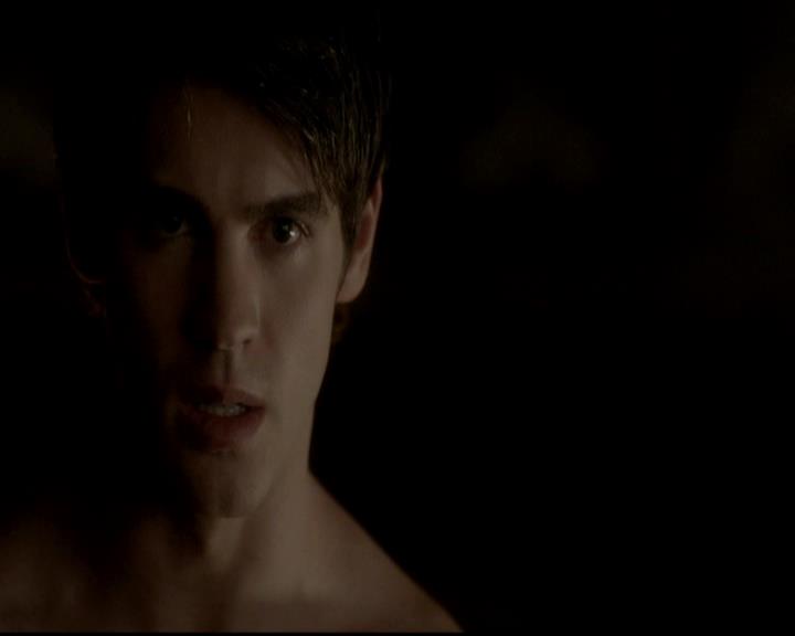 VampireDiariesWorld-dot-org_4x12AViewToAKill2262.jpg