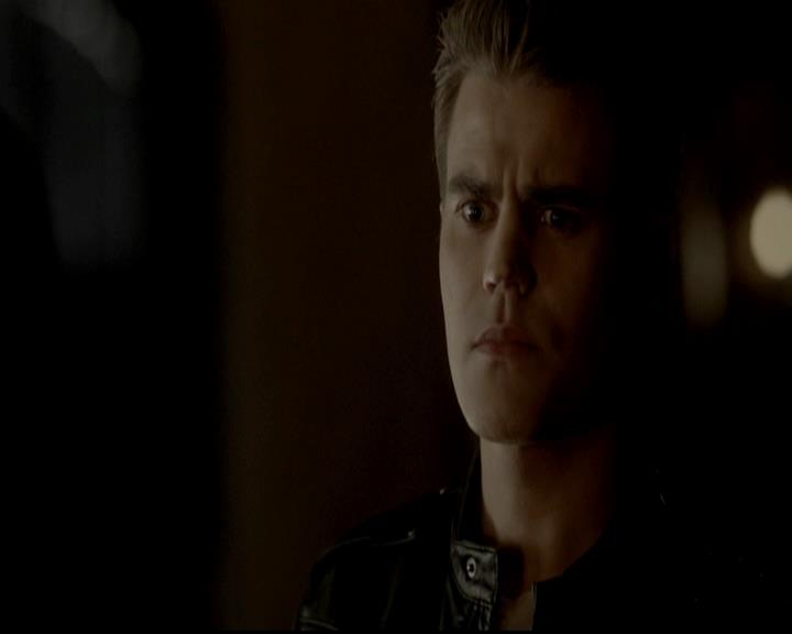 VampireDiariesWorld-dot-org_4x12AViewToAKill2270.jpg