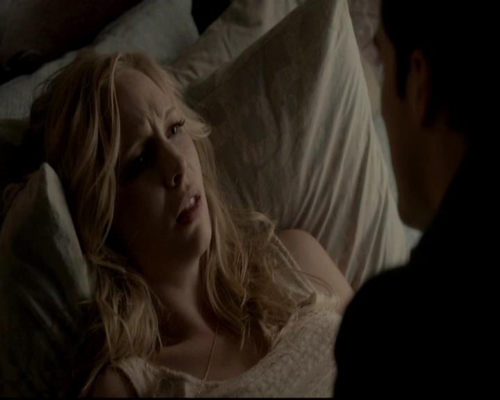 VampireDiariesWorld-dot-org_4x13IntoTheWild1604.jpg