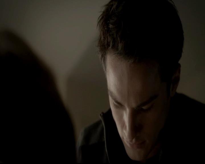 VampireDiariesWorld-dot-org_4x13IntoTheWild1616.jpg