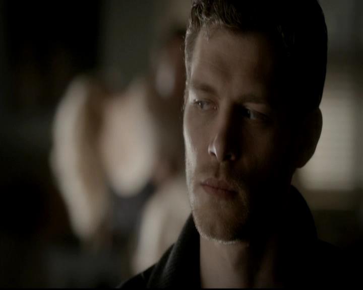 VampireDiariesWorld-dot-org_4x13IntoTheWild1627.jpg