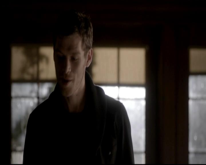 VampireDiariesWorld-dot-org_4x13IntoTheWild1656.jpg