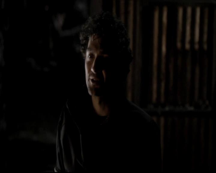 VampireDiariesWorld-dot-org_4x13IntoTheWild1673.jpg