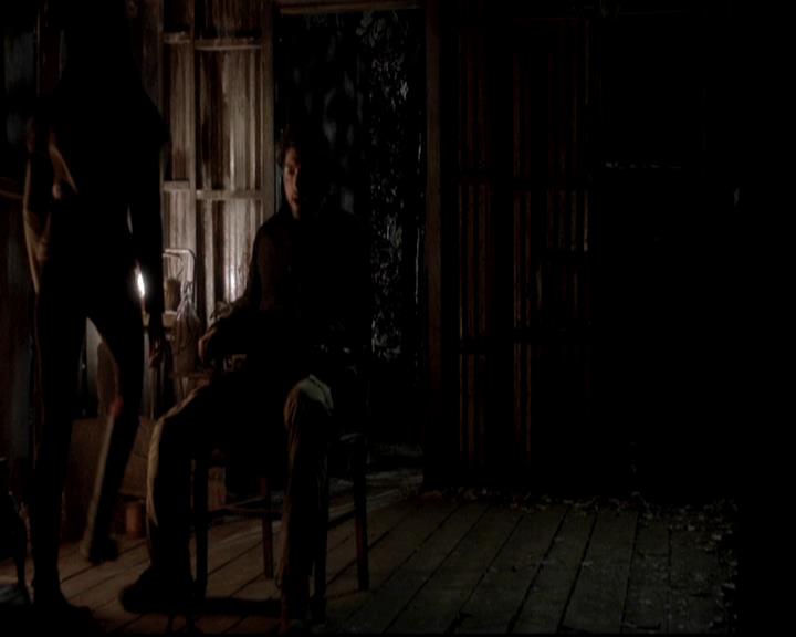 VampireDiariesWorld-dot-org_4x13IntoTheWild1754.jpg