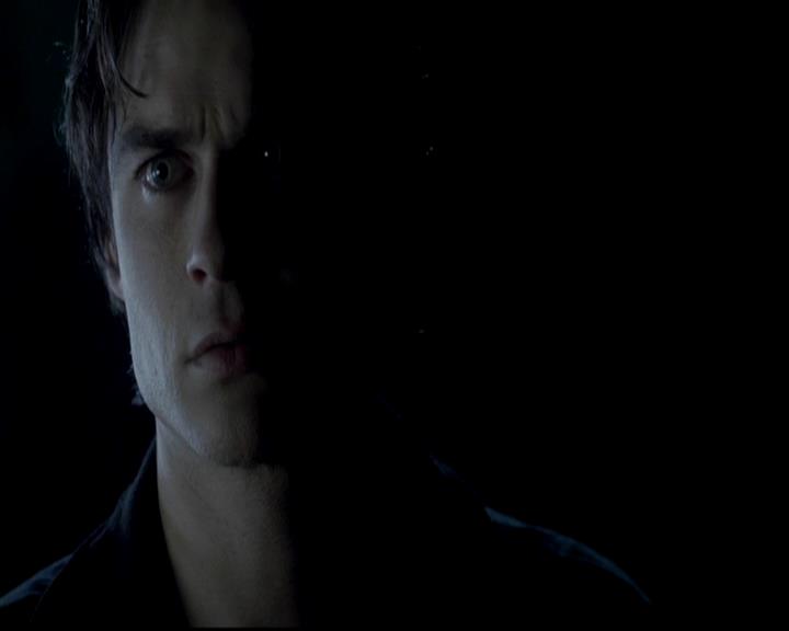 VampireDiariesWorld-dot-org_4x13IntoTheWild1840.jpg