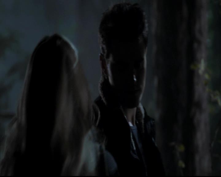 VampireDiariesWorld-dot-org_4x13IntoTheWild1920.jpg