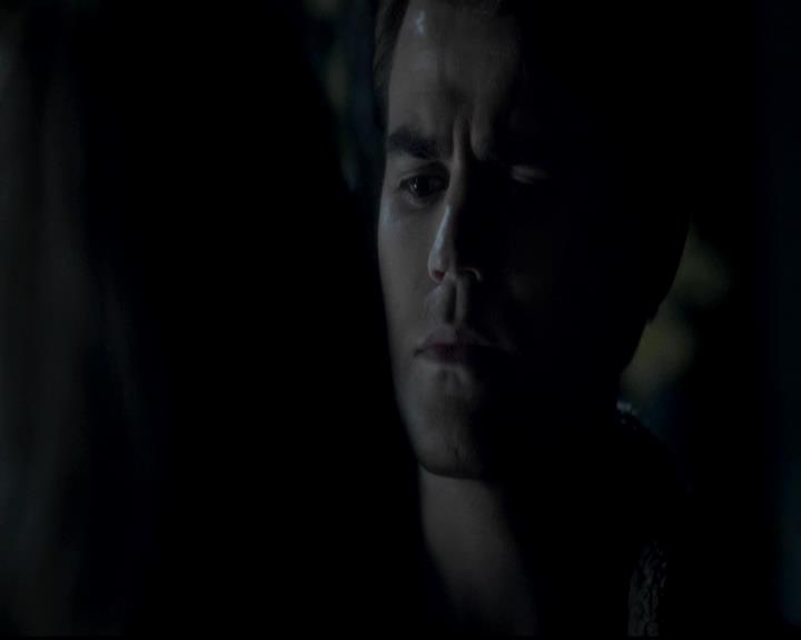 VampireDiariesWorld-dot-org_4x13IntoTheWild1940.jpg