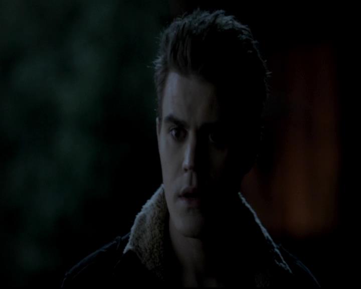 VampireDiariesWorld-dot-org_4x13IntoTheWild1976.jpg