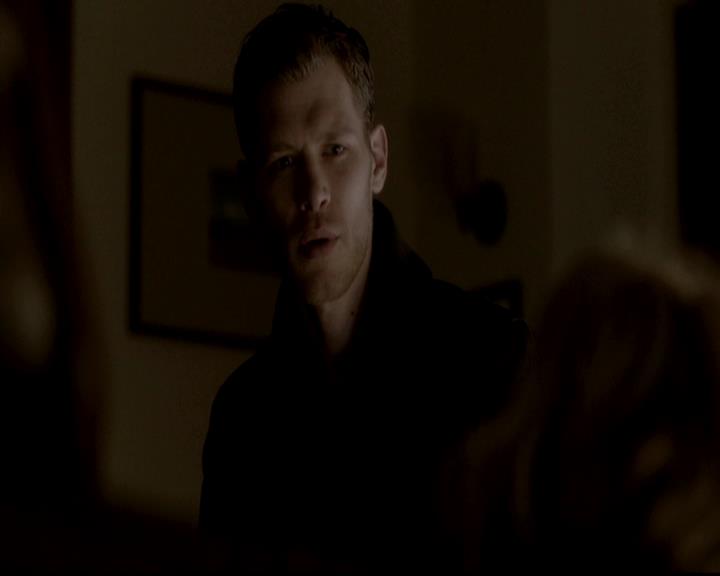 VampireDiariesWorld-dot-org_4x13IntoTheWild2038.jpg