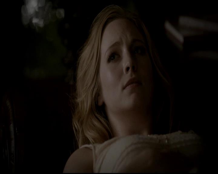 VampireDiariesWorld-dot-org_4x13IntoTheWild2064.jpg