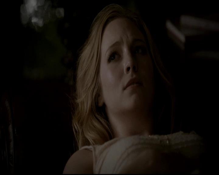 VampireDiariesWorld-dot-org_4x13IntoTheWild2065.jpg