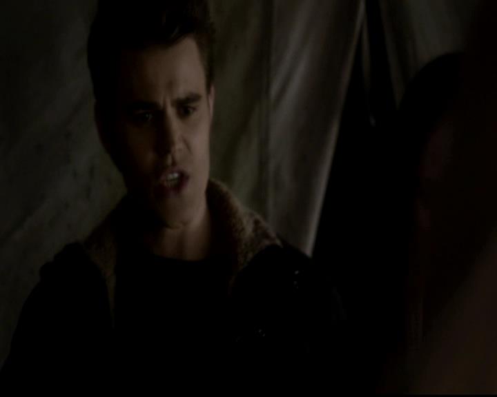 VampireDiariesWorld-dot-org_4x13IntoTheWild2165.jpg