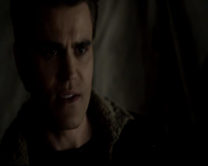 VampireDiariesWorld-dot-org_4x13IntoTheWild2176.jpg