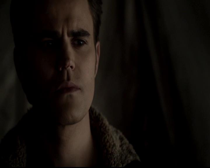 VampireDiariesWorld-dot-org_4x13IntoTheWild2227.jpg