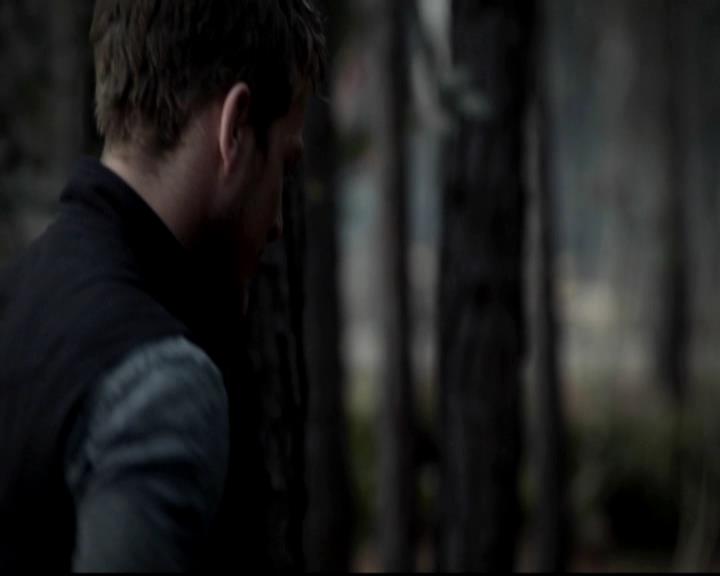 VampireDiariesWorld-dot-org_4x14DownTheRabbitHole0112.jpg