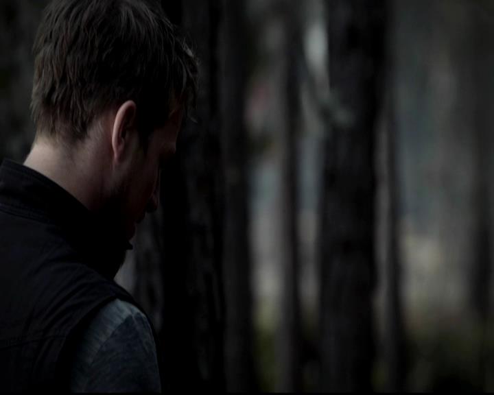 VampireDiariesWorld-dot-org_4x14DownTheRabbitHole0113.jpg