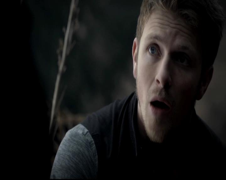 VampireDiariesWorld-dot-org_4x14DownTheRabbitHole0127.jpg