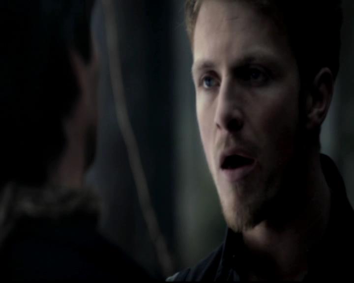 VampireDiariesWorld-dot-org_4x14DownTheRabbitHole0158.jpg