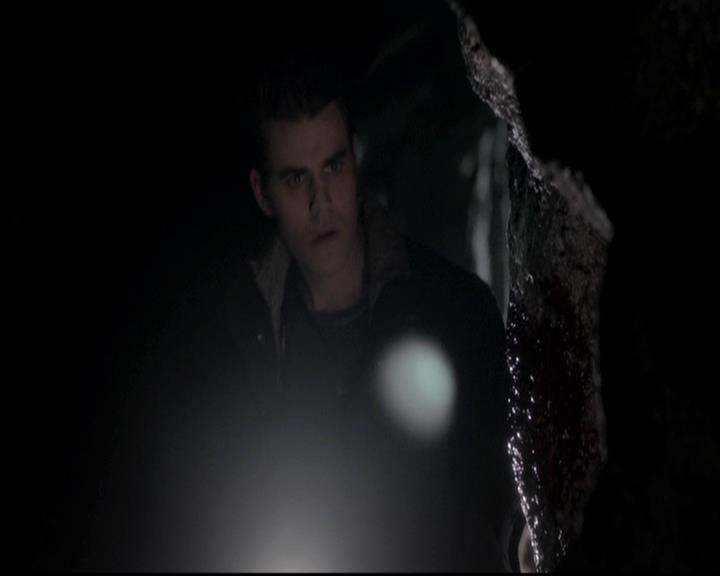 VampireDiariesWorld-dot-org_4x14DownTheRabbitHole2228.jpg