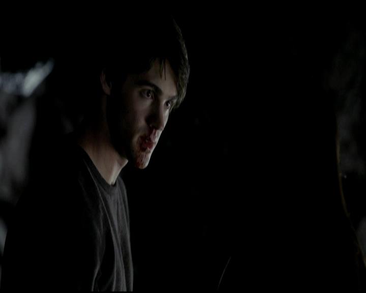 VampireDiariesWorld-dot-org_4x14DownTheRabbitHole2274.jpg