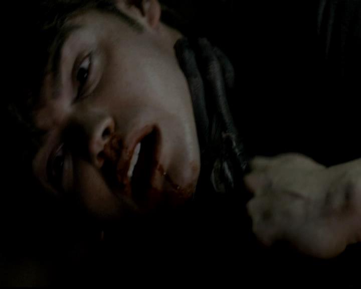 VampireDiariesWorld-dot-org_4x14DownTheRabbitHole2309.jpg