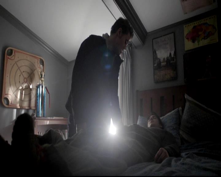 VampireDiariesWorld-dot-org_4x15StandByMe0119.jpg