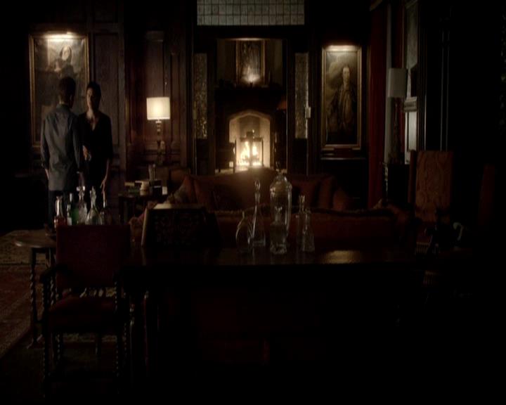 VampireDiariesWorld-dot-org_4x16BringItOn0071.jpg