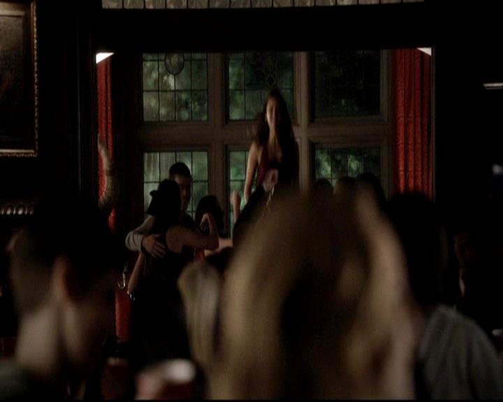 VampireDiariesWorld-dot-org_4x16BringItOn1646.jpg