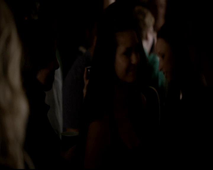 VampireDiariesWorld-dot-org_4x16BringItOn1668.jpg