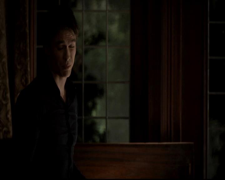 VampireDiariesWorld-dot-org_4x16BringItOn2032.jpg