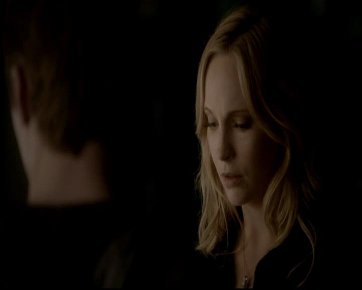 VampireDiariesWorld-dot-org_4x16BringItOn2110.jpg