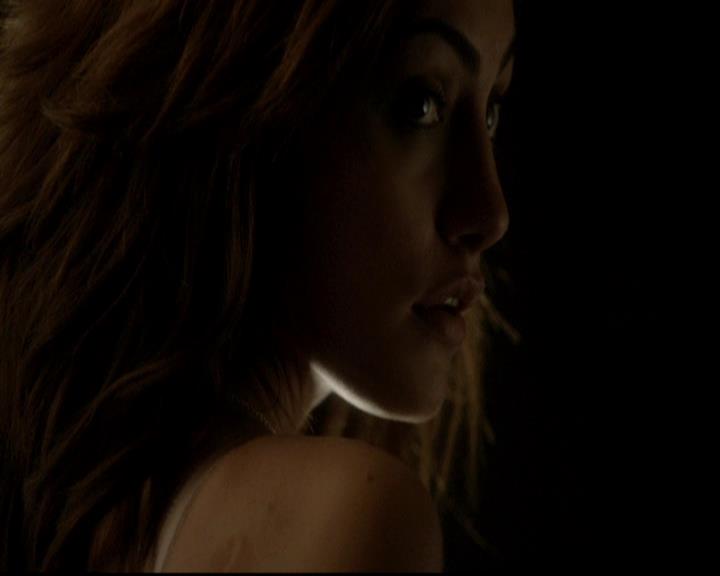 VampireDiariesWorld-dot-org_4x16BringItOn2181.jpg